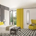 Du Roi & By Sowell Collection 5* Каркассон