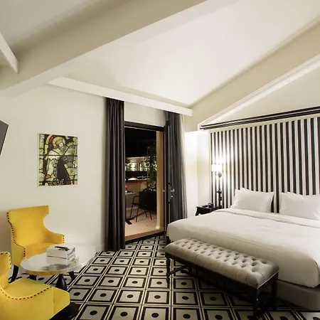 Du Roi & By Sowell Collection 5*