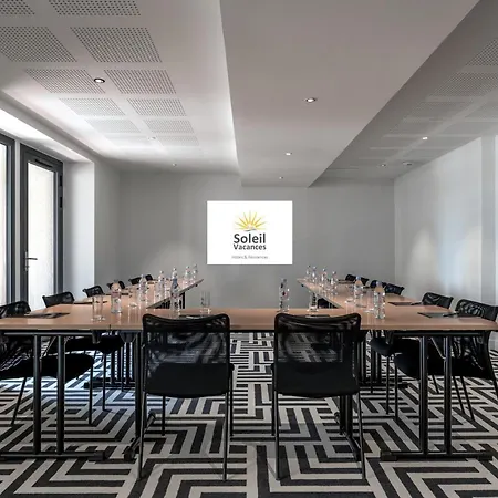 Hotel Du Roi & By Sowell Collection