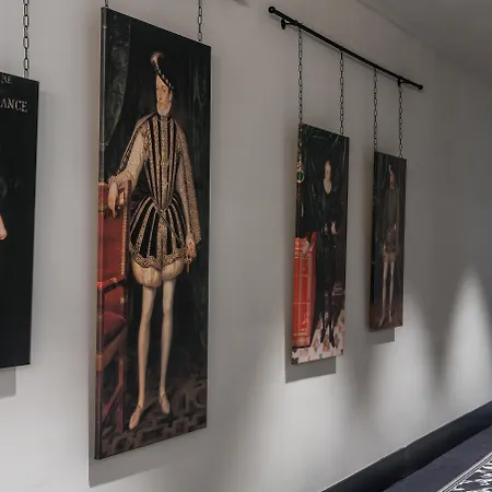 Du Roi & By Sowell Collection Otel 5*