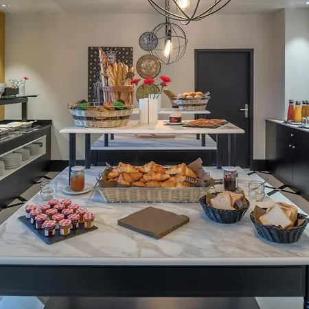 Du Roi & By Sowell Collection Carcasona