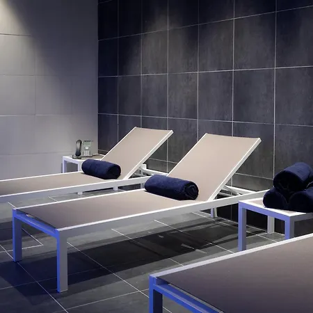 Du Roi & By Sowell Collection Carcassonne