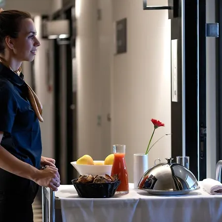 Du Roi & By Sowell Collection Hotel Carcasona