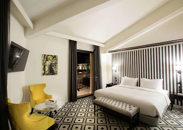 Du Roi & By Sowell Collection 5*