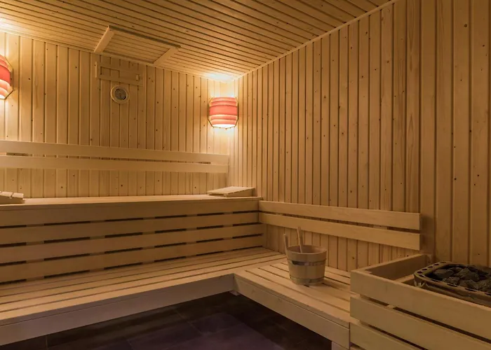 Du Roi & By Sowell Collection 5* قرقشونه