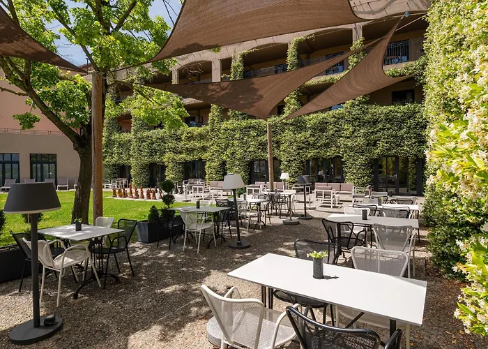 Du Roi & By Sowell Collection Ξενοδοχείο 5*