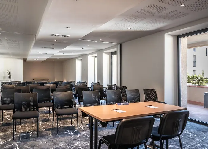 Szálloda Du Roi & By Sowell Collection