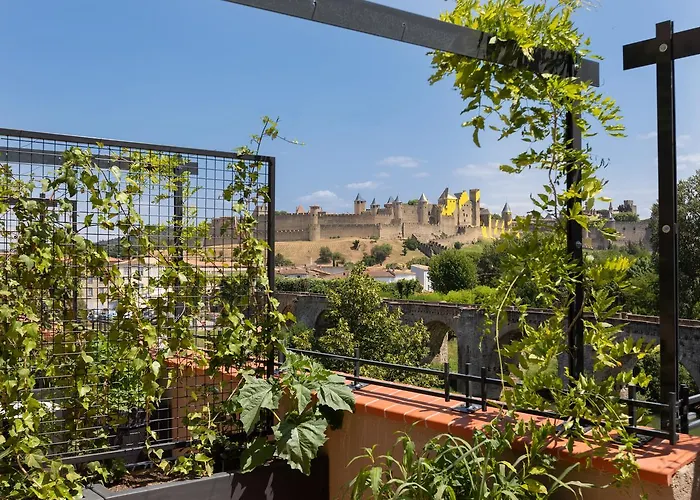 Du Roi & By Sowell Collection 5* قرقشونه