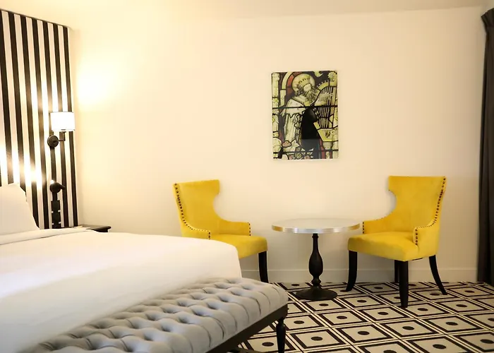 Du Roi & By Sowell Collection 5* قرقشونه